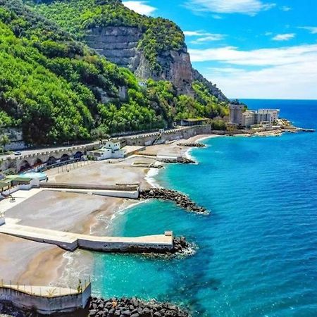 Il Rifugio Di Pozzano Lejlighed Castellammare di Stabia Eksteriør billede