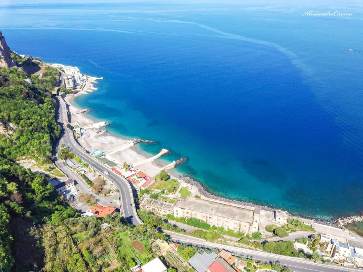 Il Rifugio Di Pozzano Lejlighed Castellammare di Stabia Eksteriør billede